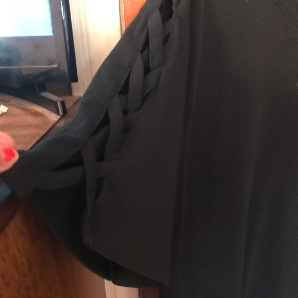 Black V neck top